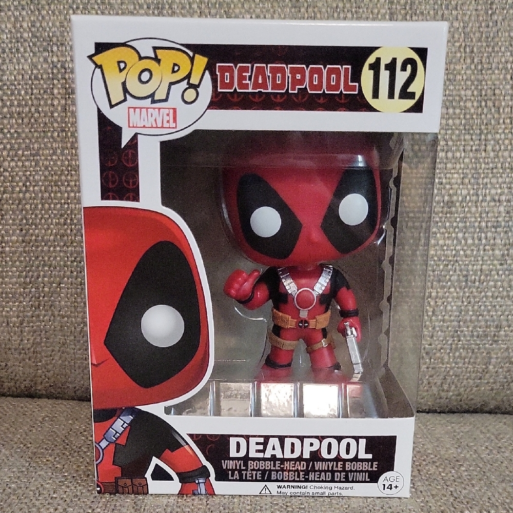 Funko Marvel Deadpool Bobble-Head - Red and Black